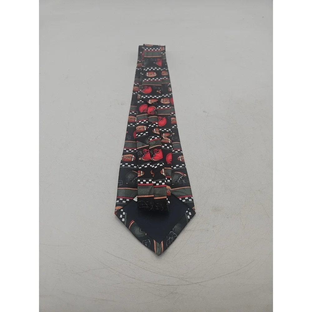 Steven Harris Hand Made Football Theme Tie Polyester Preowend